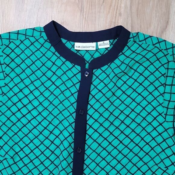 🔹️🔺️Liz Claiborne Green Windowpane Buttoned Long Sleeve Top Small - Picture 3 of 11